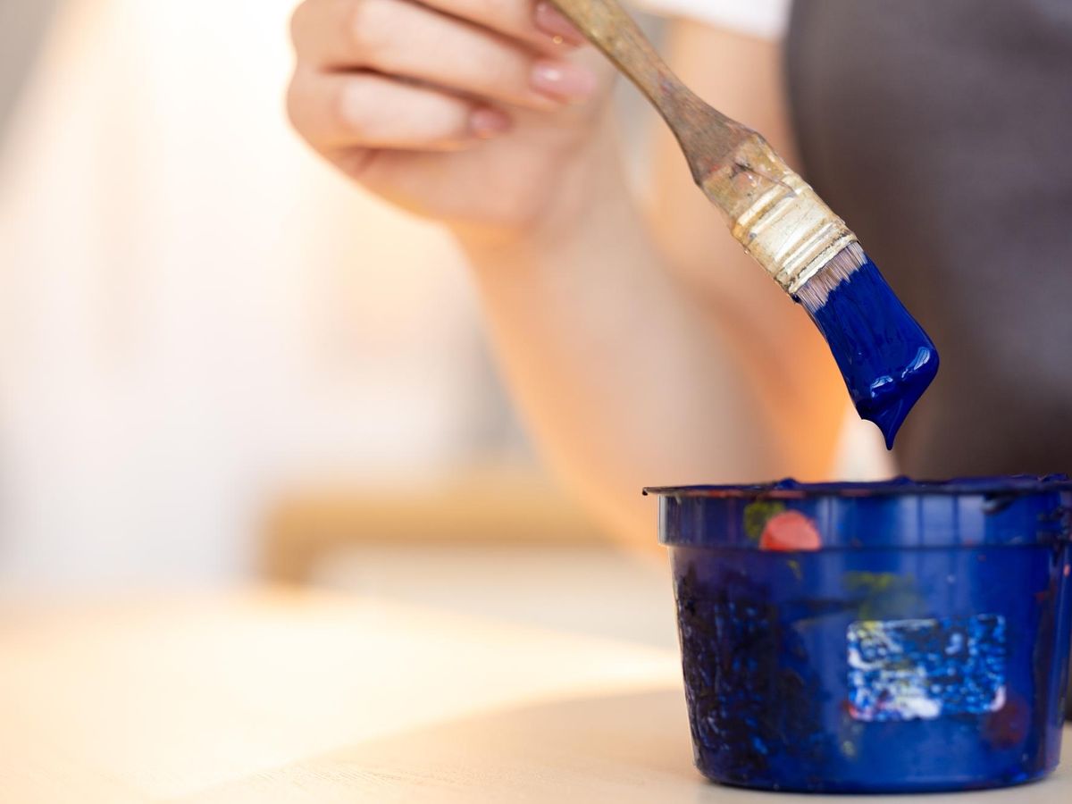 Jaką farbą najlepiej pomalować tynk strukturalny?